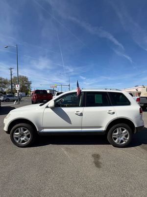 2008 Volkswagen Touareg 2 photo 2