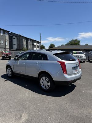 2011 Cadillac SRX photo 3