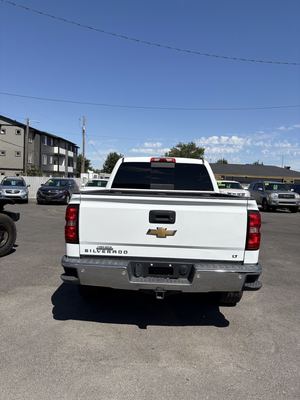 2017 Chevrolet Silverado 1500 LT Crew Cab photo 4