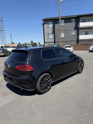 2015 Volkswagen Golf GTI SE photo 5