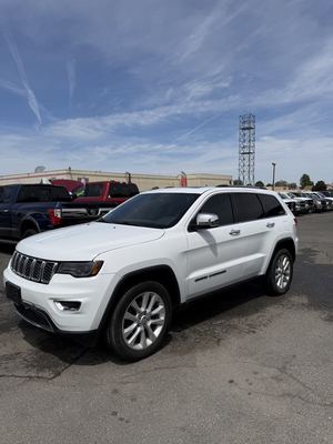 2017 Jeep Grand Cherokee Limited photo 1