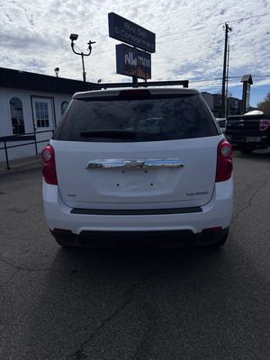 2014 Chevrolet Equinox LS photo 5