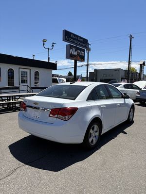 2016 Chevrolet Cruze Limited 1LT photo 6